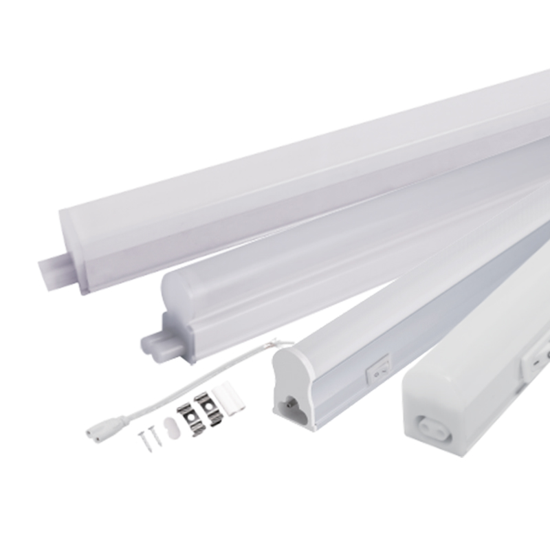 T5 Integrated LED Fixture