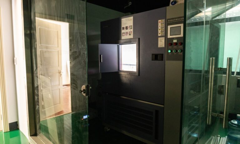 Thermal stability test equipment used for LED product evaluation