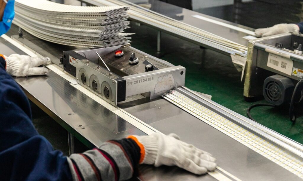 New Lights linear LED production process